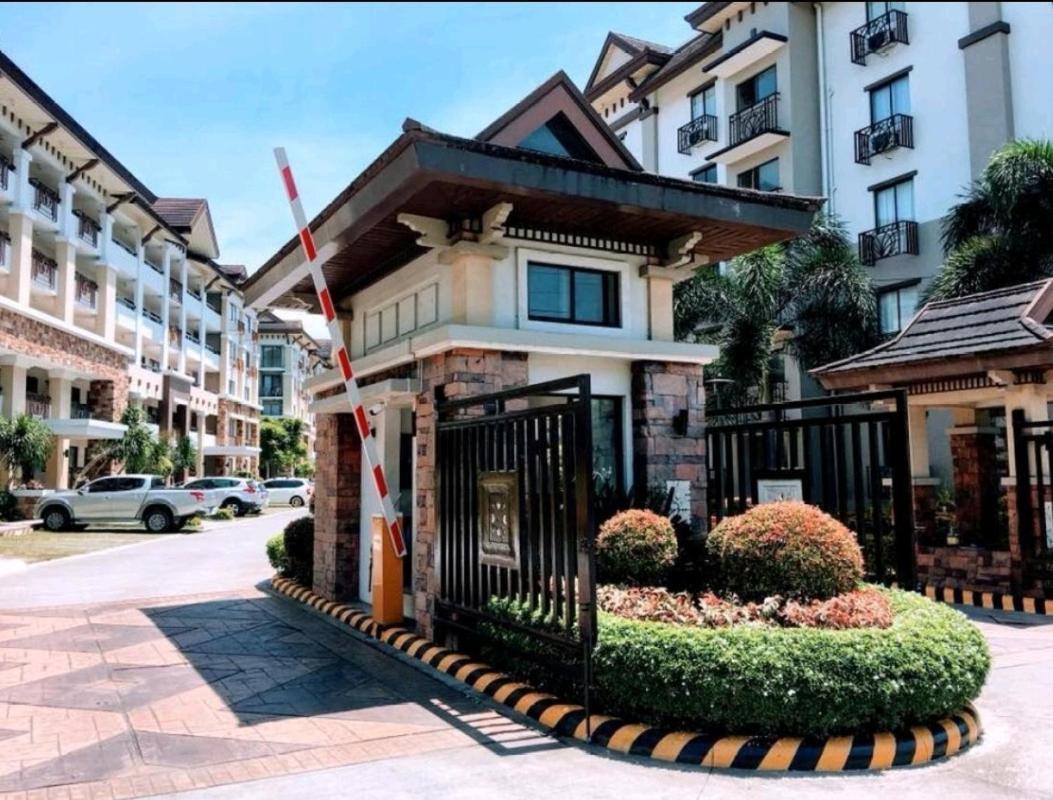 Cozy 2Br With Free Pool Beside Sm City Mall Davao Stadt Exterior foto
