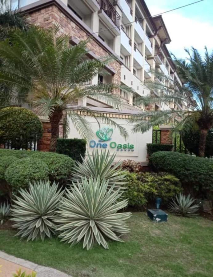 Cozy 2Br With Free Pool Beside Sm City Mall Davao Stadt Exterior foto